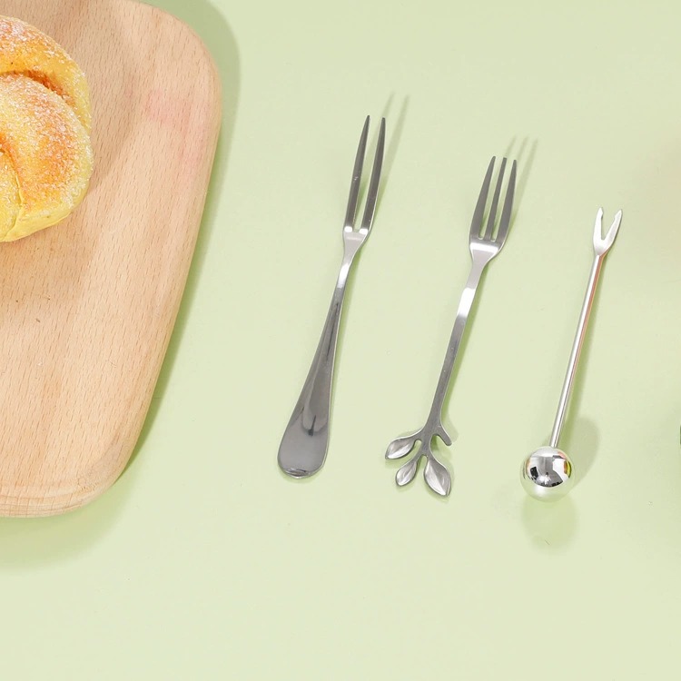 304 Stainless Steel 2-Tine Fruit Fork, Creative Western Cake Dessert Fork for Hotel - Image 4