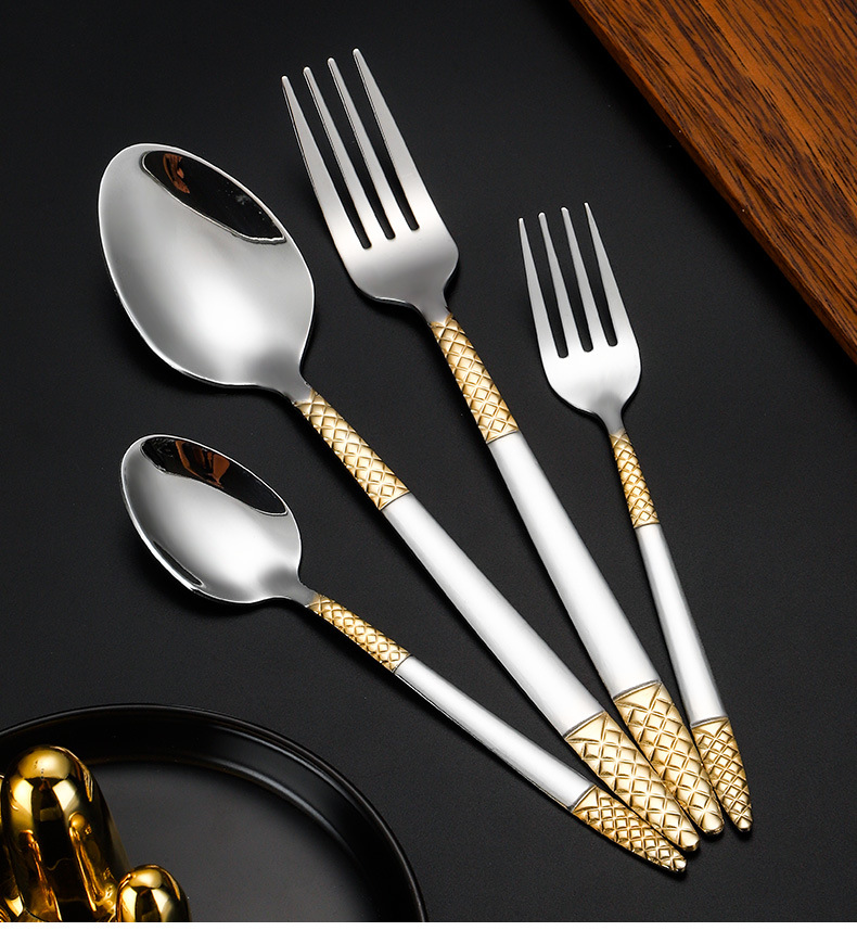 New European Style 6-Piece Gold Plated Stainless Steel Western Cutlery Set, Hotel Steak Knives, Forks and Spoons - Image 6